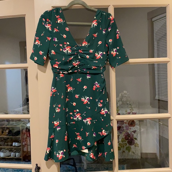 WAYF Gaby Ruched Mini Dress - Picture 5 of 7